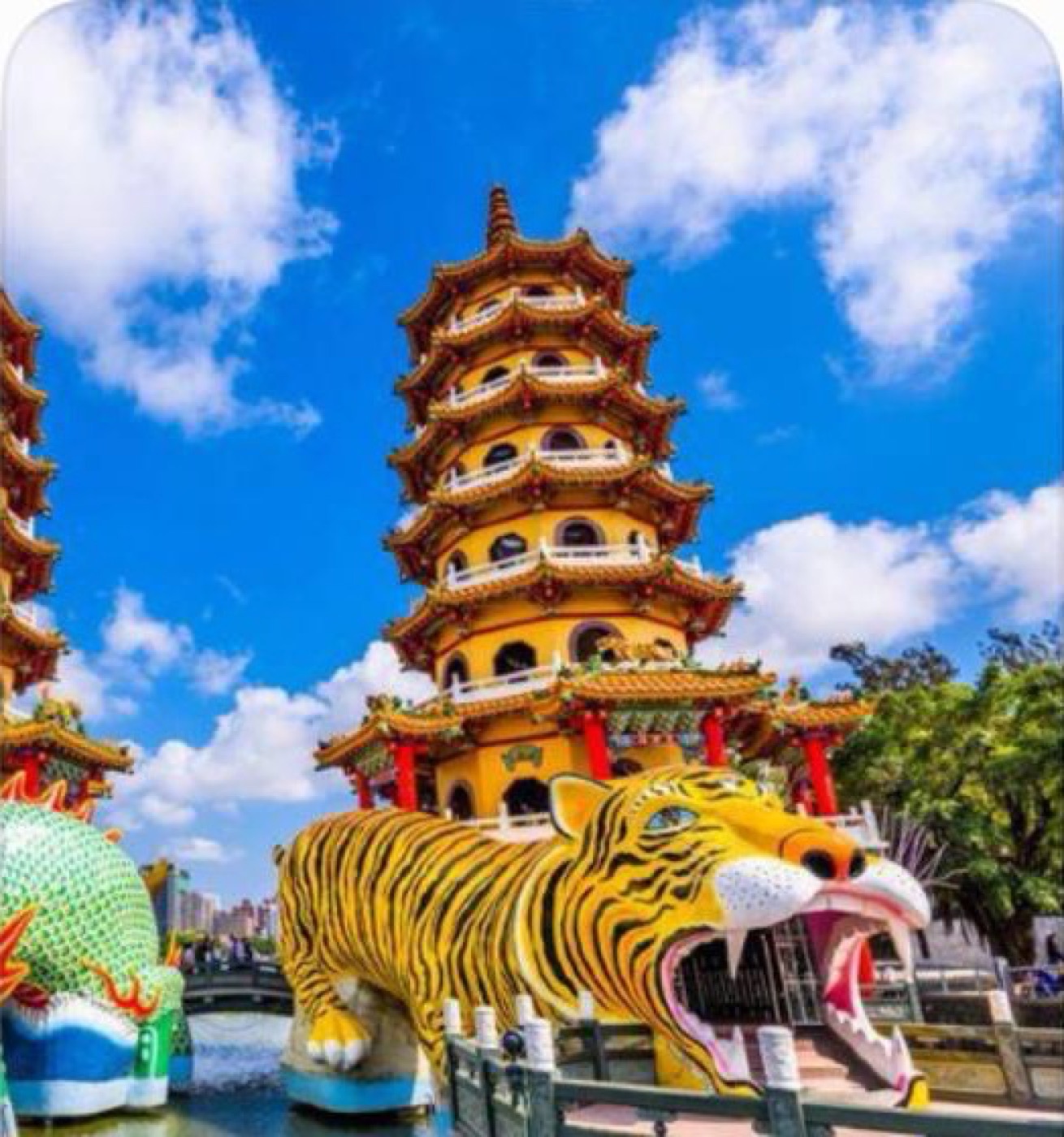Tiger pagoda at Lotus Pond
